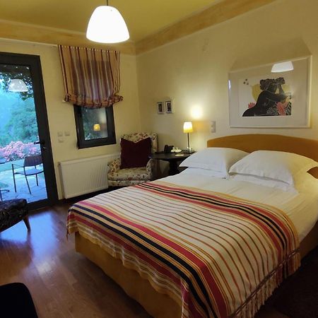 Astra Hotel 卡斯塔奈阿 客房 照片