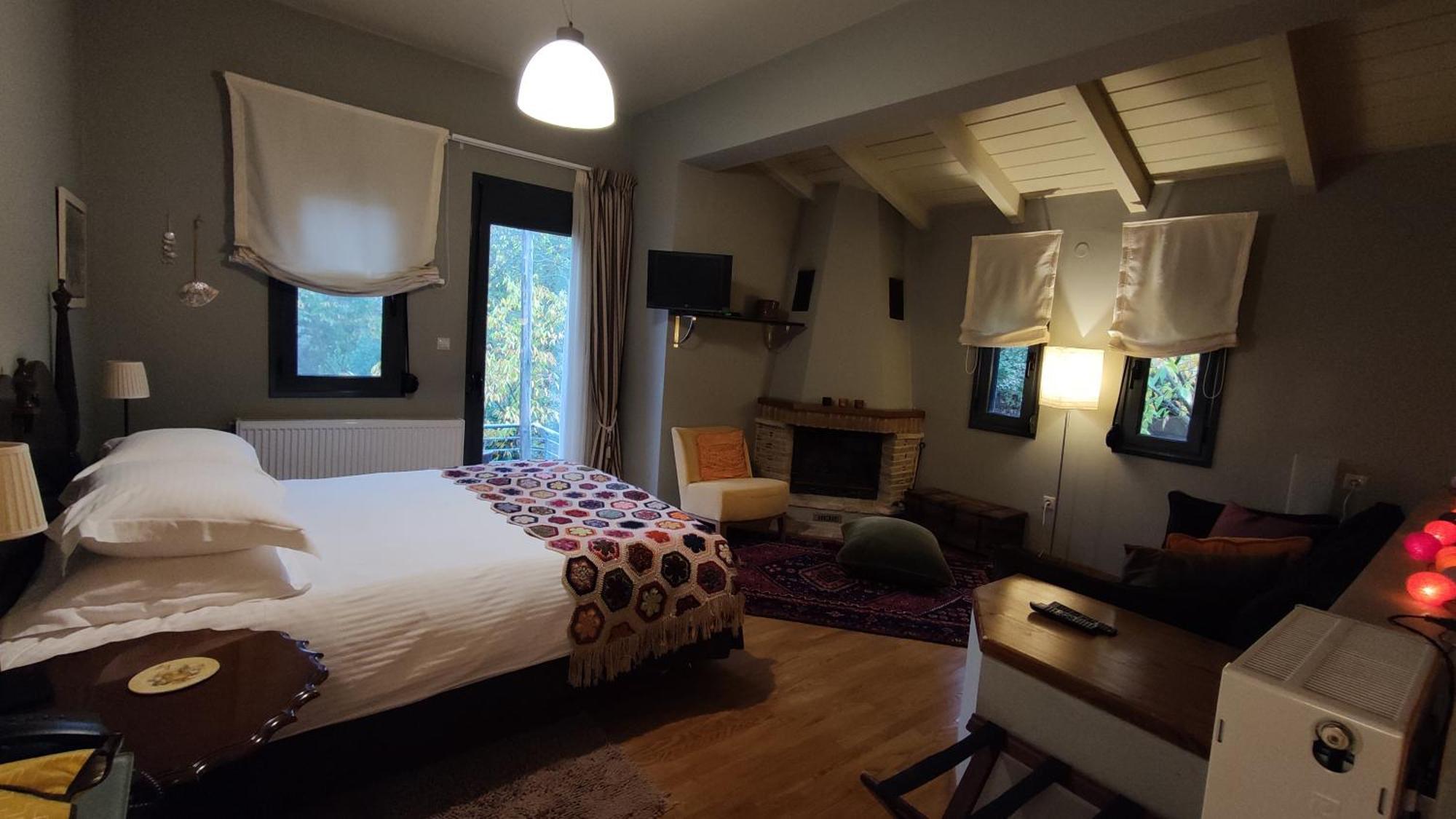 Astra Hotel 卡斯塔奈阿 客房 照片